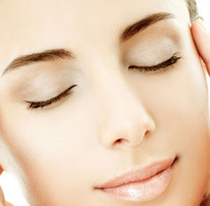 Nasenkorrektur Dortmund - Bild eines weiblichen Gesichts